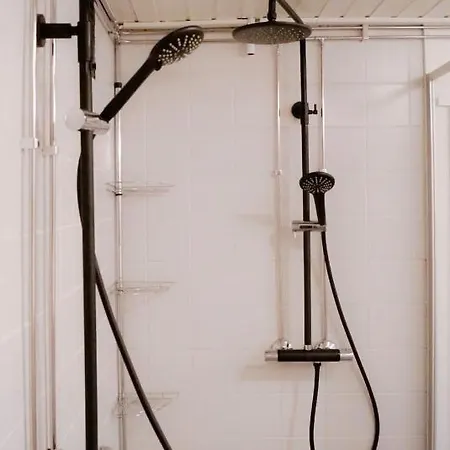 Ainola Deluxe